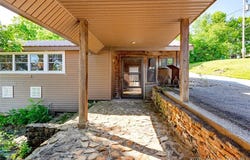 31501 Forthview Drive, Edwards, MO 65326