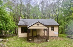 536 CIRCLE Drive, STANLEY, VA 22851