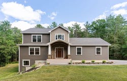 2 Winding Ridge Way, Freeport, ME 04032