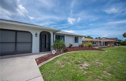 15 Oakland Hills Place, Rotonda West, FL 33947