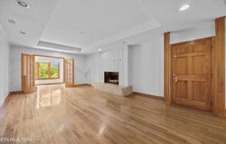 128 Oklahoma Ave, Oak Ridge, TN 37830