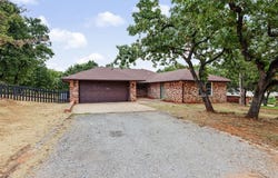 8416 Huckleberry Road, Edmond, OK 73034
