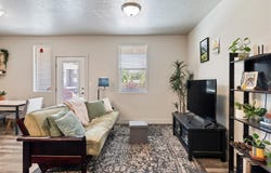130 7TH St, Ogden, UT 84404