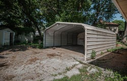 1916 2nd Avenue, Leavenworth, KS 66048