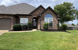 304 Eastside View, Brandon, MS 39047
