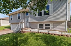 1307 Sam Den Circle, Cameron, MO 64429