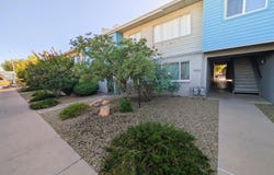 2610 W BERRIDGE Lane, Phoenix, AZ 85017