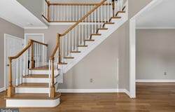 9516 OAKENSHAW Drive, MANASSAS, VA 20110