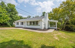 207 Grandview Drive, Peters Twp, PA 15317