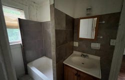 161 Thomas St, Bloomfield Twp., NJ 07003-2504