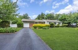 53 Edison Ave, Tinton Falls, NJ 07724