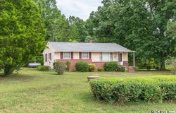 1388 LEWIS DR, Emporia, VA 23847