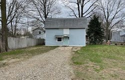 318 N Grand Street, Schoolcraft, MI 49087