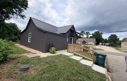 18209 3rd Street, Eminence, MO 65466