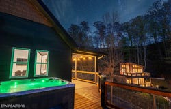1608 Mitchell Farms Rd, Pigeon Forge, TN 37876