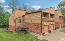 104 Kimrose Lane, Broadview Heights, OH 44147