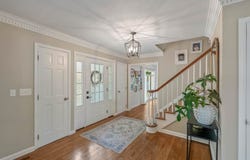 52 Cedar Drive, Hurricane, WV 25526