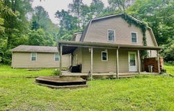 4287 Dragoo Rd, Nashport, OH 43830