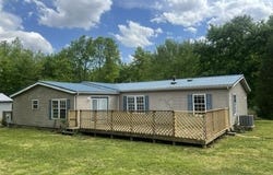 12270 Red Hill Maxwell Rd., Utica, KY 42376
