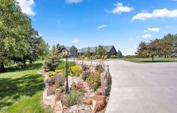 1406 Pondview Ln, McPherson, KS 67460