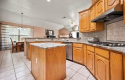 5 Churchill Court, Mansfield, TX 76063