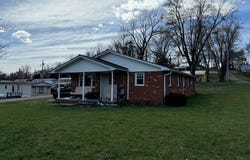 307 Marlin Rd., RICKMAN, TN 38580