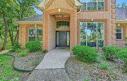 1090 Riley Road, Whitesboro, TX 76273