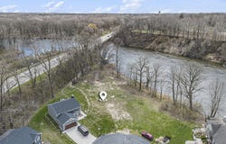 673 S Cygnet Lake Drive, Benton Harbor, MI 49022