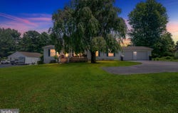 104 HEATHERLY LANE, AVONDALE, PA 19311