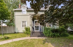 1227 Cumming Ave, Superior, WI 54880