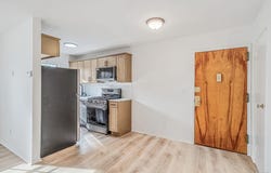 1 Hemlock Drive, Bay Shore, NY 11706