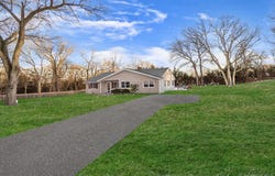 2 Buchanan Avenue, Coram, NY 11727