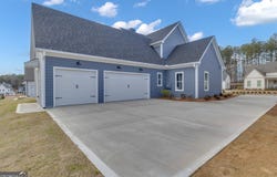 185 Grafton Hill, Senoia, GA 30276