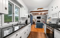 290 Riverview Lane, Centerville, MA 02632