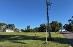 900 6th St., Springfield, SD 57062