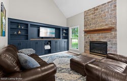 4013 Old Farm Dr, Crestwood, KY 40014