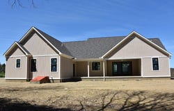 15990 MEADOW Drive, Saegertown, PA 16335