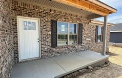 562 Middle Creek Way, Berea, KY 40403