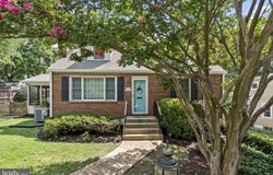 2835 W GEORGE MASON ROAD, FALLS CHURCH, VA 22042