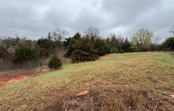 17545 E Coffee Creek Road, Luther, OK 73054