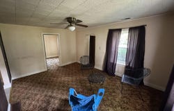 211 E LOCUST Street, Chatham, IL 62629