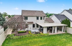 1479 Golf View Drive, Nappanee, IN 46550-2826
