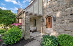 59 Ordale Blvd, Mt Lebanon, PA 15228