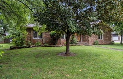 4027 W Woodland Street, Springfield, MO 65807