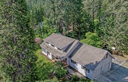 882 Hill Street, Jacksonville, OR 97530