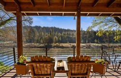4941 Riverbanks Road, Grants Pass, OR 97527