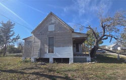 308 E Duncan Avenue, Comanche, TX 76442