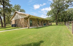 1338 Fm 67, Covington, TX 76636