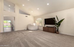 1421 E CHARLESTON Avenue, Phoenix, AZ 85022