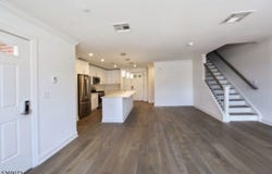 10 Ward St, Bloomfield Twp., NJ 07003-2518
